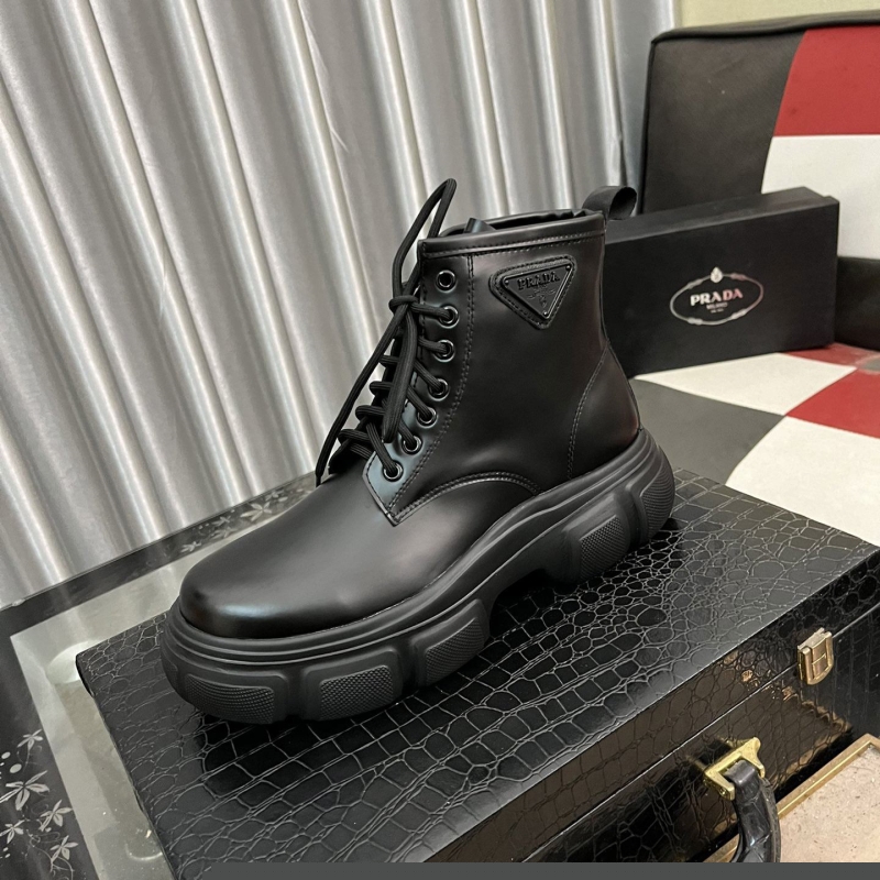 Pra*a boots